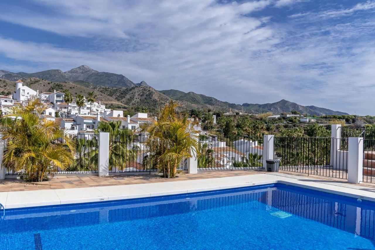 Casablanca 46 Oasis Properties Nerja Luaran gambar